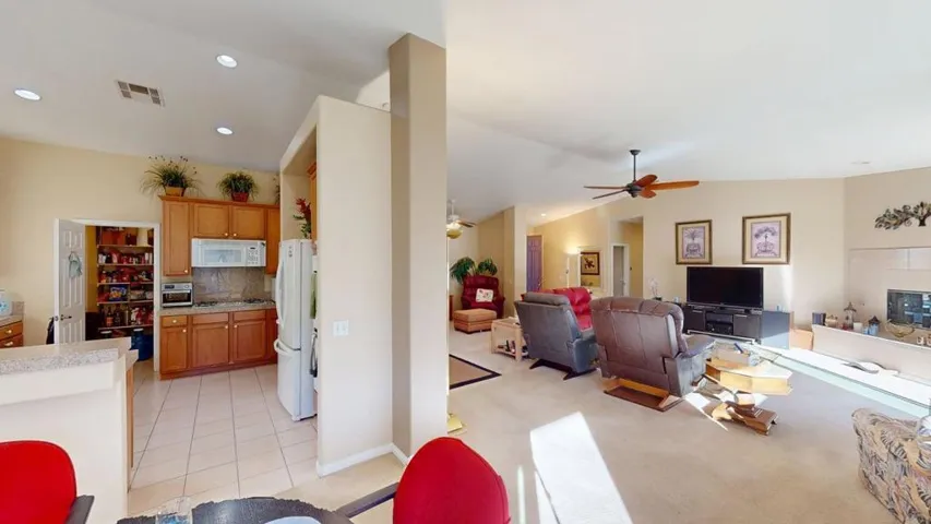 156-Saint-Thomas-Pl-01112026_005538