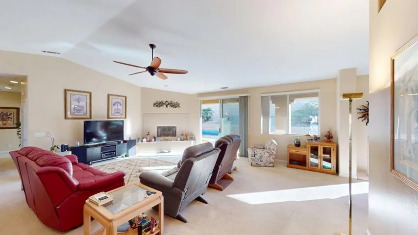 156-Saint-Thomas-Pl-01102026_204657