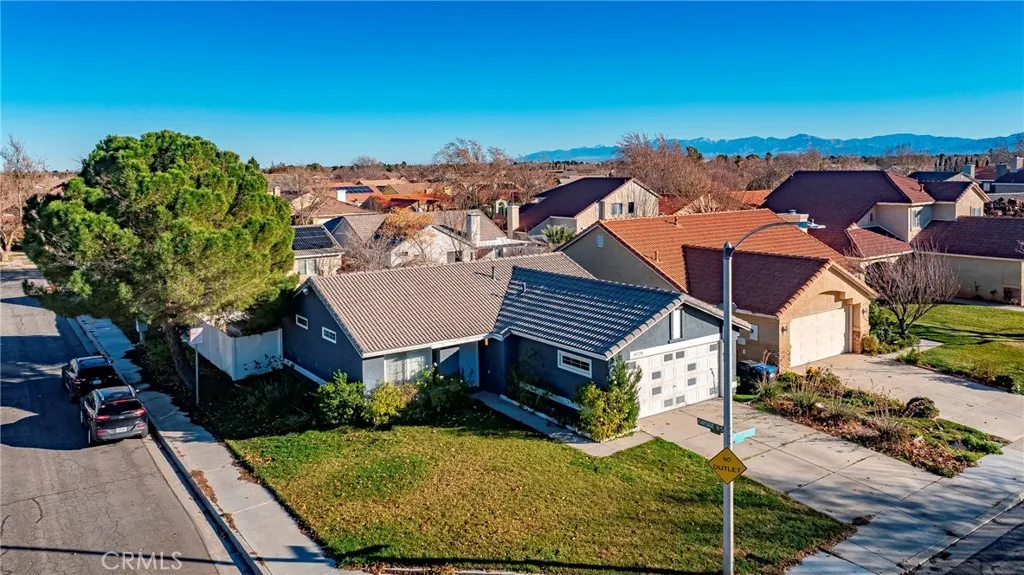 45728 Balmoral Court, Lancaster, California 93534 home-pic-25