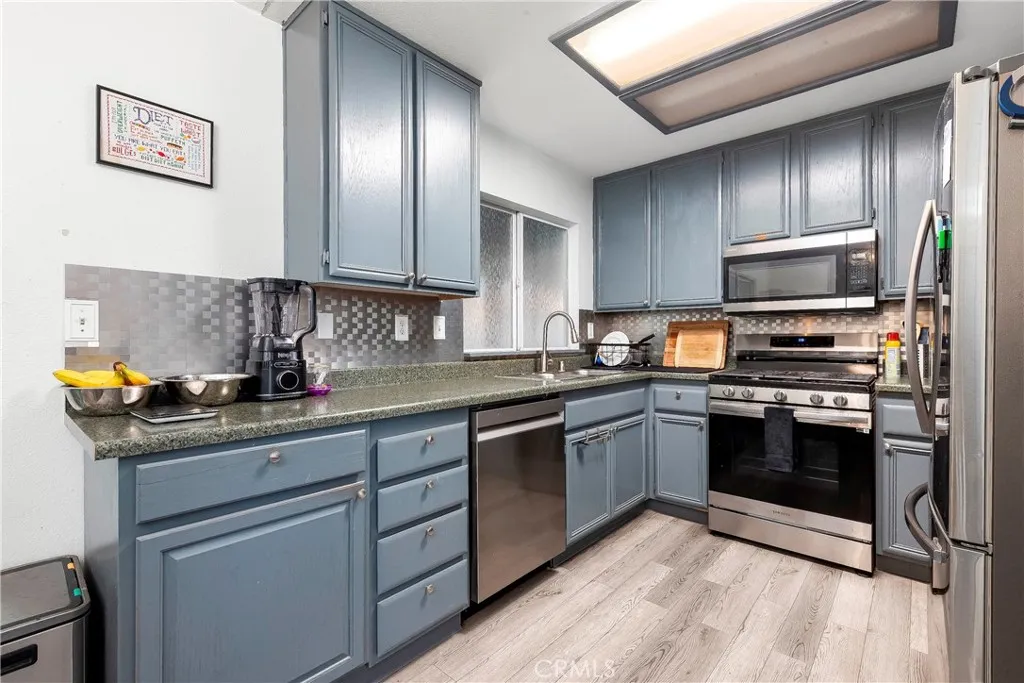 45728 Balmoral Court, Lancaster, California 93534 home-pic-13