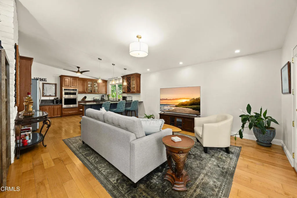 5524 Ocean View Boulevard, La Canada Flintridge, California 91011 home-pic-5