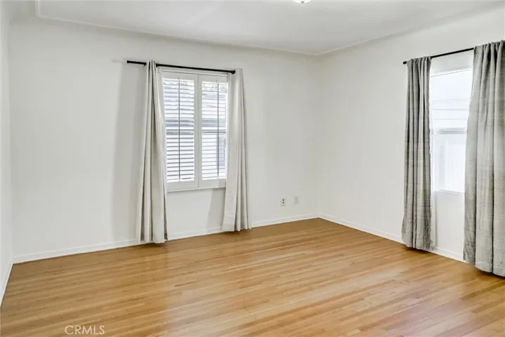 1185 Hauser Boulevard, Los Angeles, California 90019