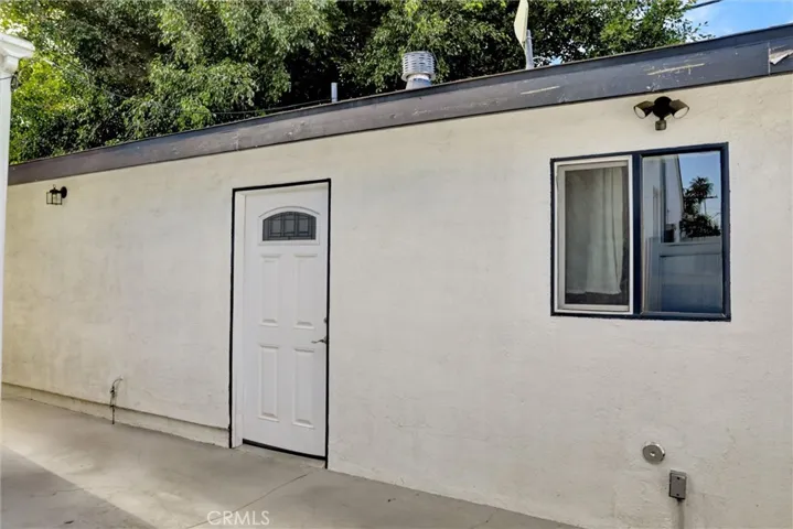 1185 Hauser Boulevard, Los Angeles, California 90019