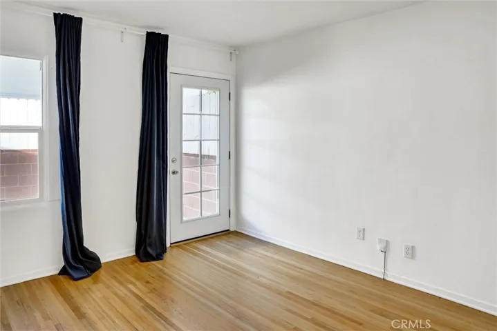 1185 Hauser Boulevard, Los Angeles, California 90019
