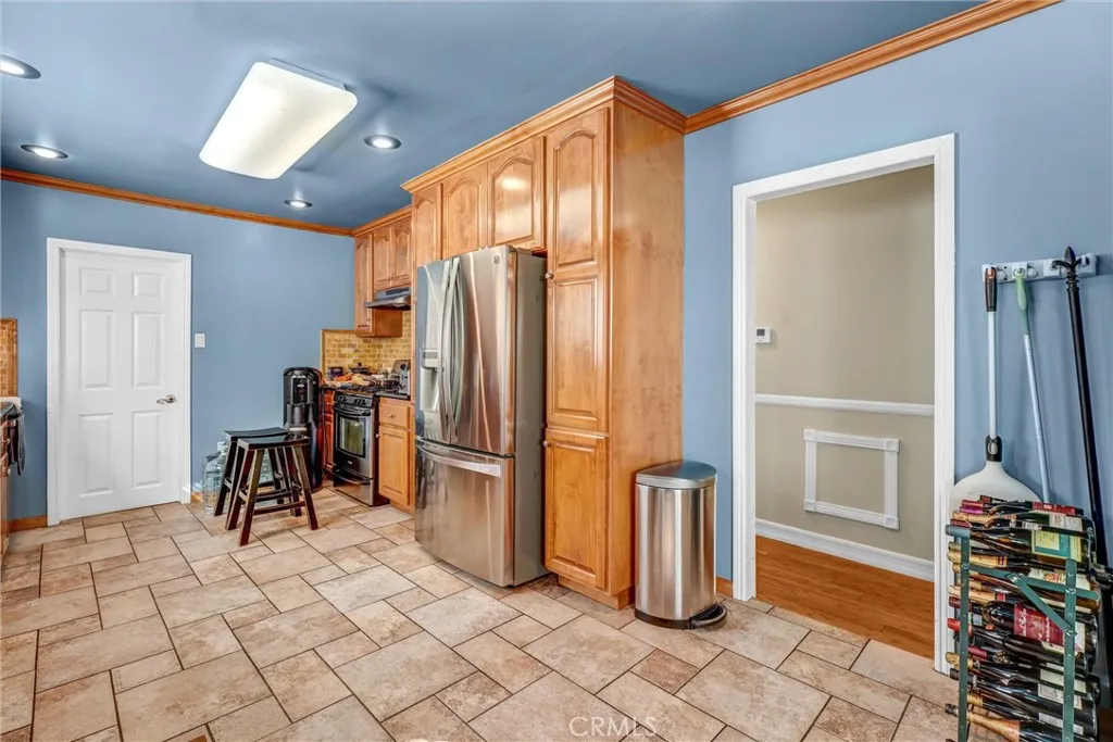 4816 Stratford, Los Angeles, California 90042 home-pic-15