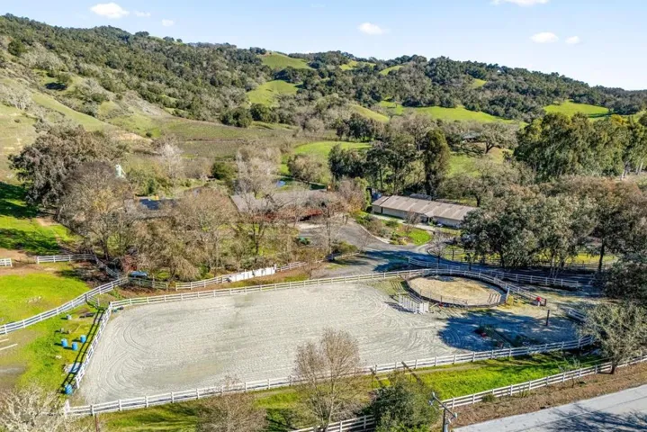 6915 Redwood Retreat Road, Gilroy, California 95020