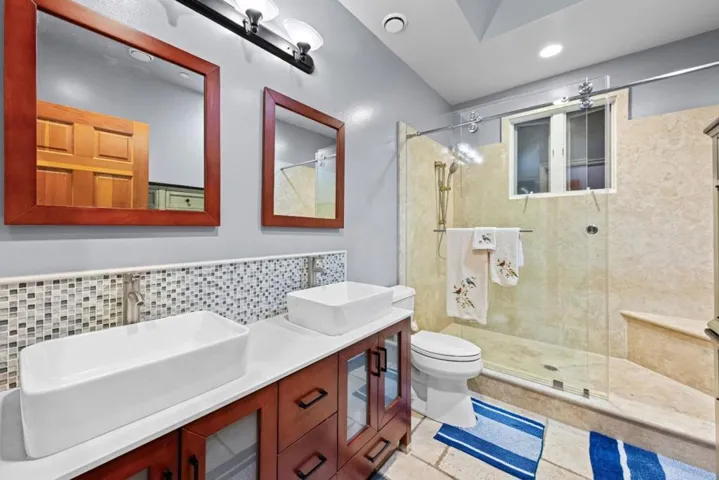 6915 Redwood Retreat Road, Gilroy, California 95020
