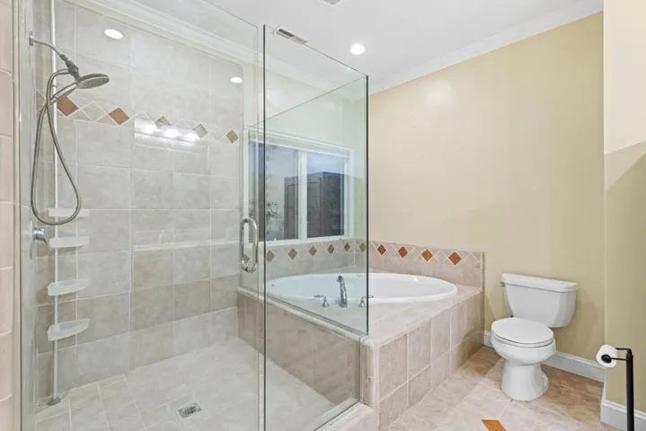 6915 Redwood Retreat Road, Gilroy, California 95020