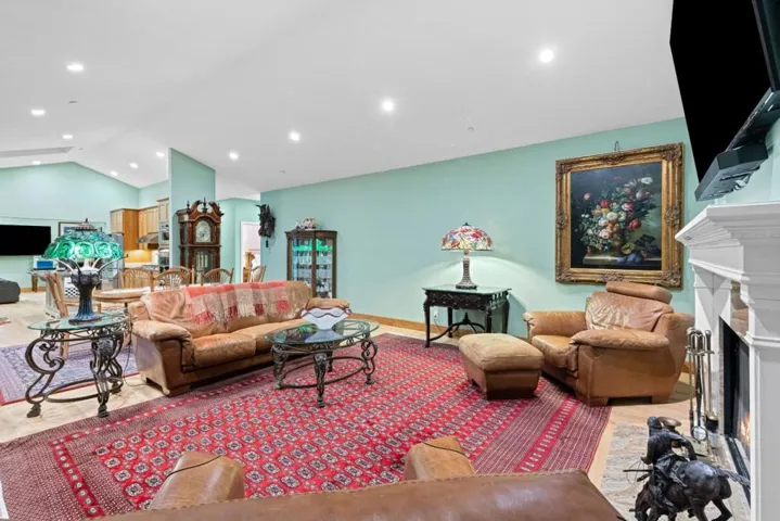 6915 Redwood Retreat Road, Gilroy, California 95020