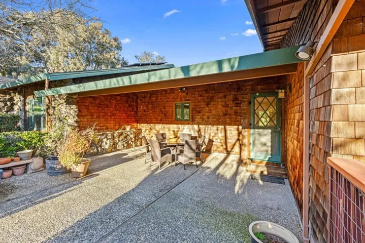 6915 Redwood Retreat Road, Gilroy, California 95020