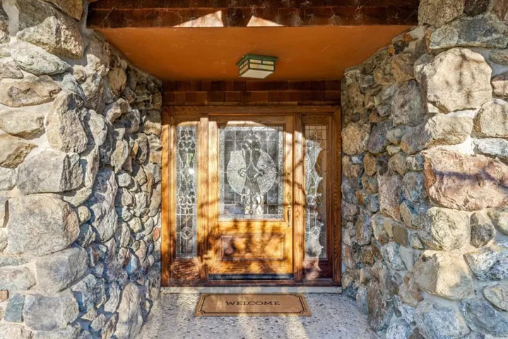 6915 Redwood Retreat Road, Gilroy, California 95020