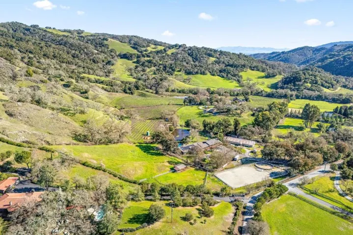 6915 Redwood Retreat Road, Gilroy, California 95020