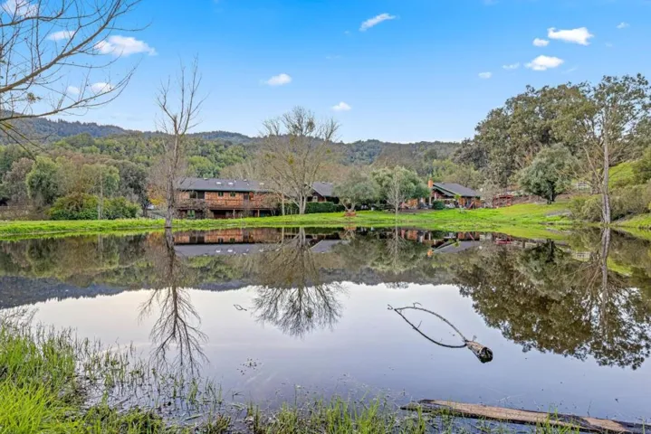 6915 Redwood Retreat Road, Gilroy, California 95020