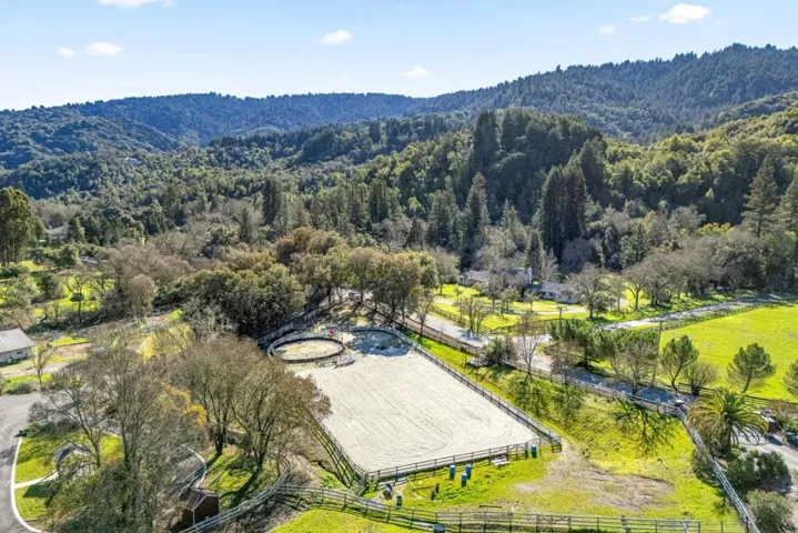 6915 Redwood Retreat Road, Gilroy, California 95020