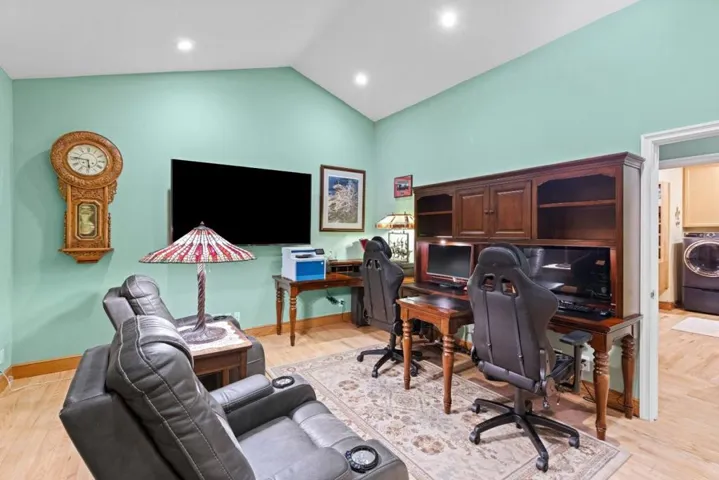 6915 Redwood Retreat Road, Gilroy, California 95020