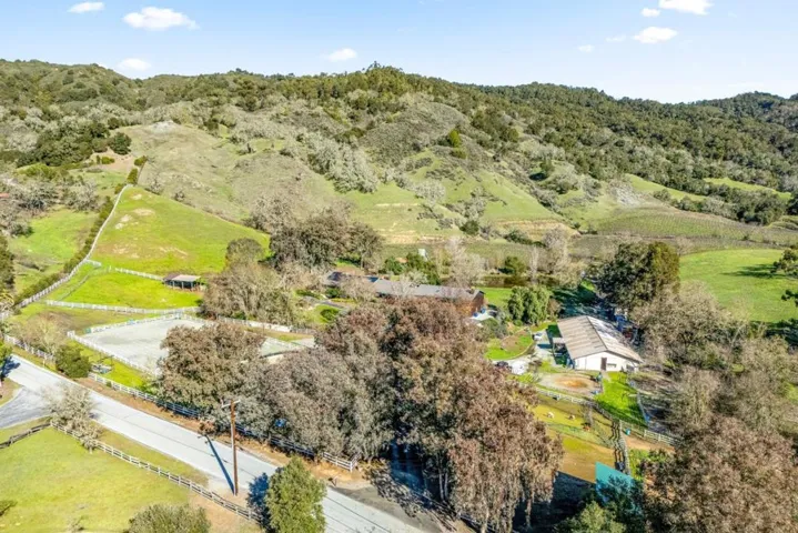 6915 Redwood Retreat Road, Gilroy, California 95020