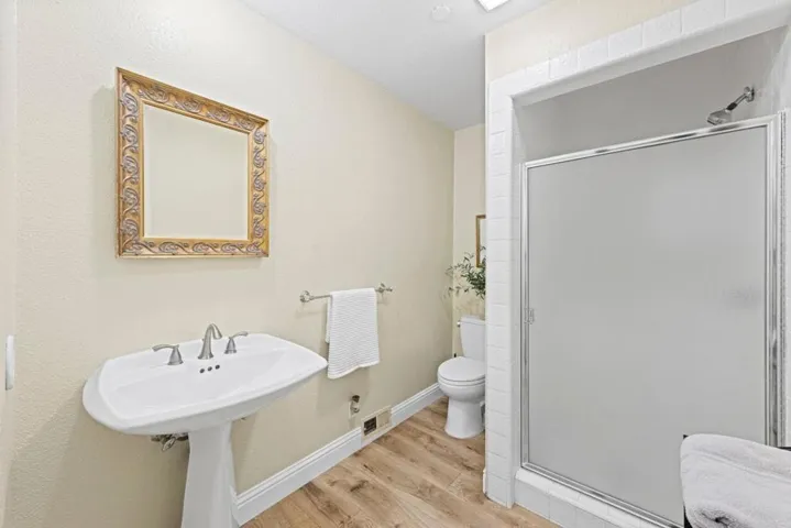 6915 Redwood Retreat Road, Gilroy, California 95020