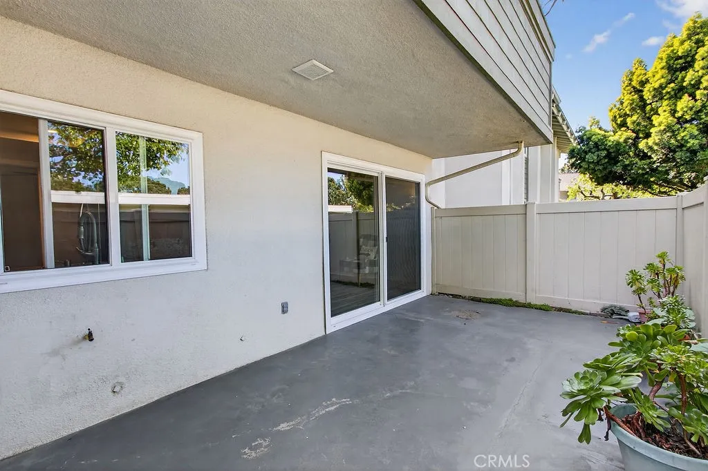8777 Coral Springs Court 8c, Huntington Beach, California 92646 home-pic-7