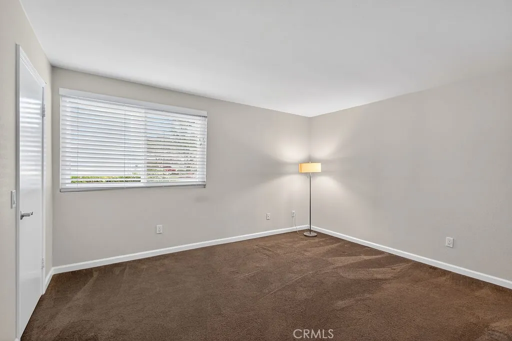 8777 Coral Springs Court 8c, Huntington Beach, California 92646 home-pic-16