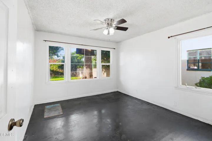 255 douglas-17