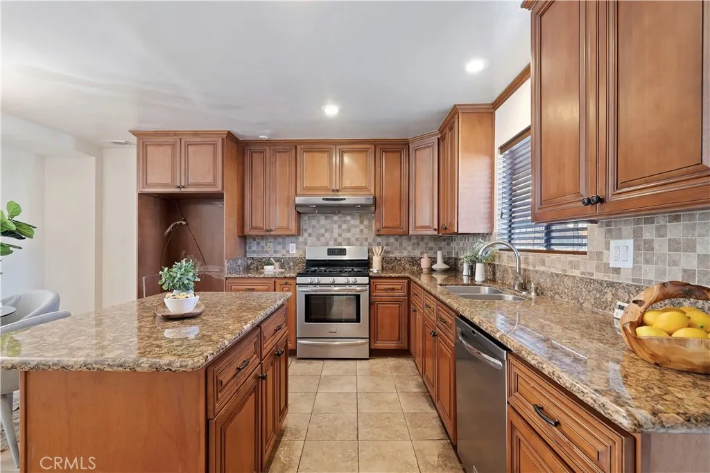 20331 Anza 10, Torrance, California 90503 home-pic-1