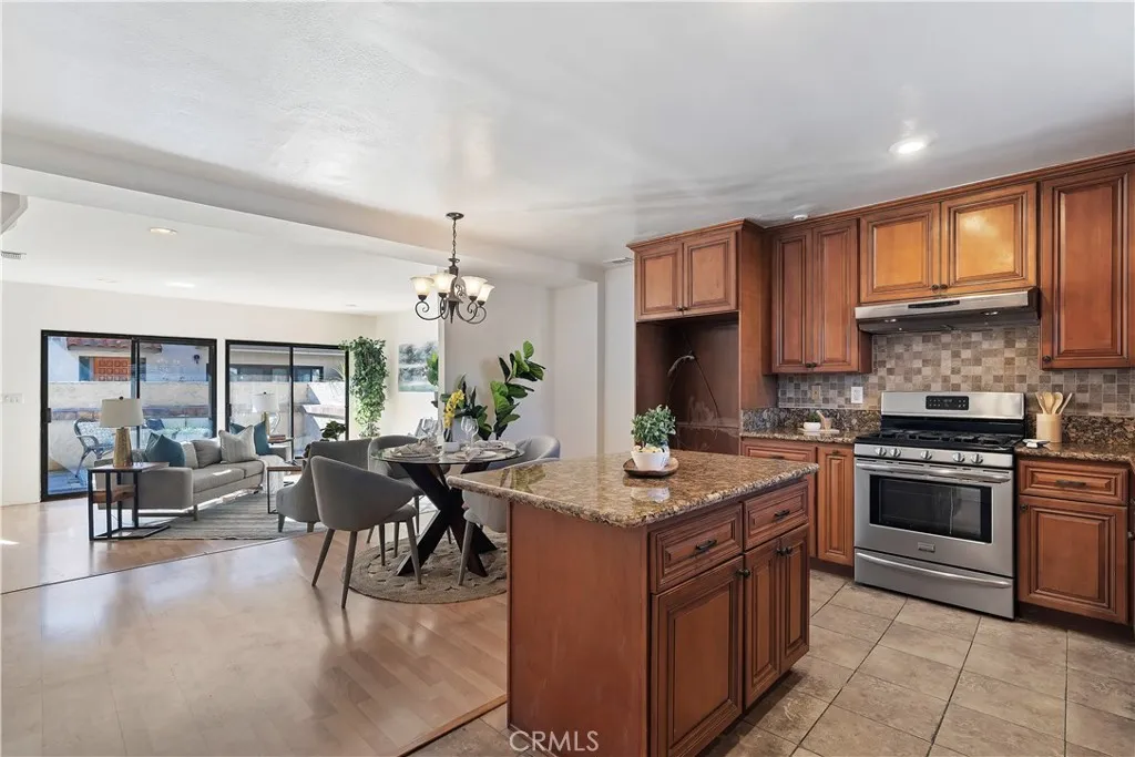 20331 Anza 10, Torrance, California 90503 home-pic-2