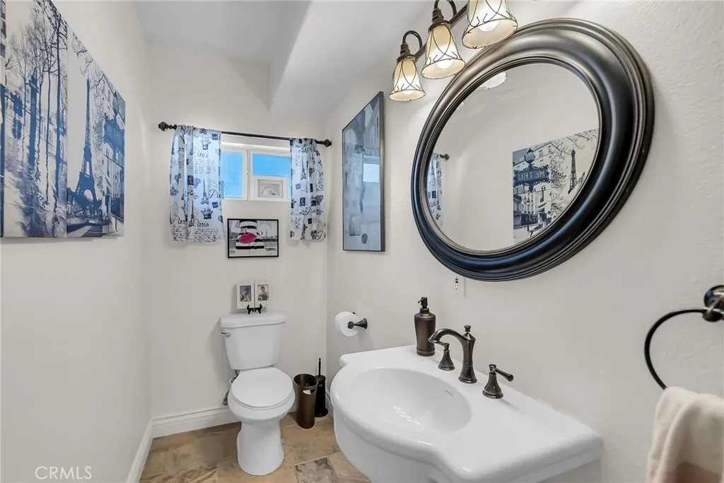 7384 Golden Star Avenue, Riverside, California 92506 home-pic-29