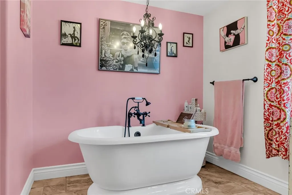 7384 Golden Star Avenue, Riverside, California 92506 home-pic-19