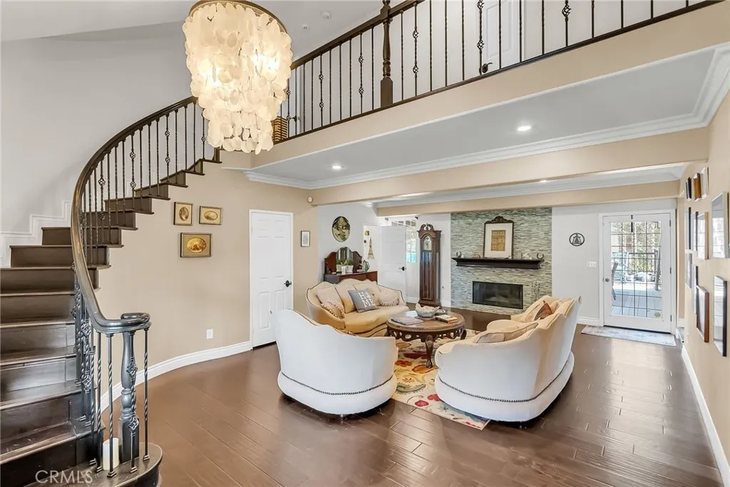 7384 Golden Star Avenue, Riverside, California 92506 home-pic-3