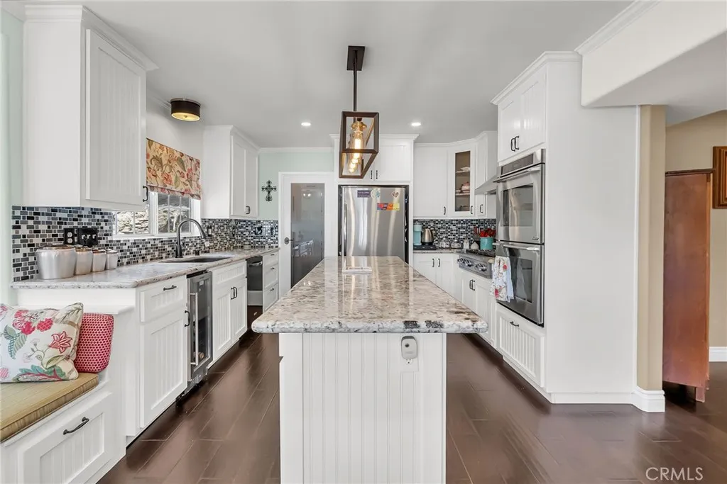 7384 Golden Star Avenue, Riverside, California 92506 home-pic-5