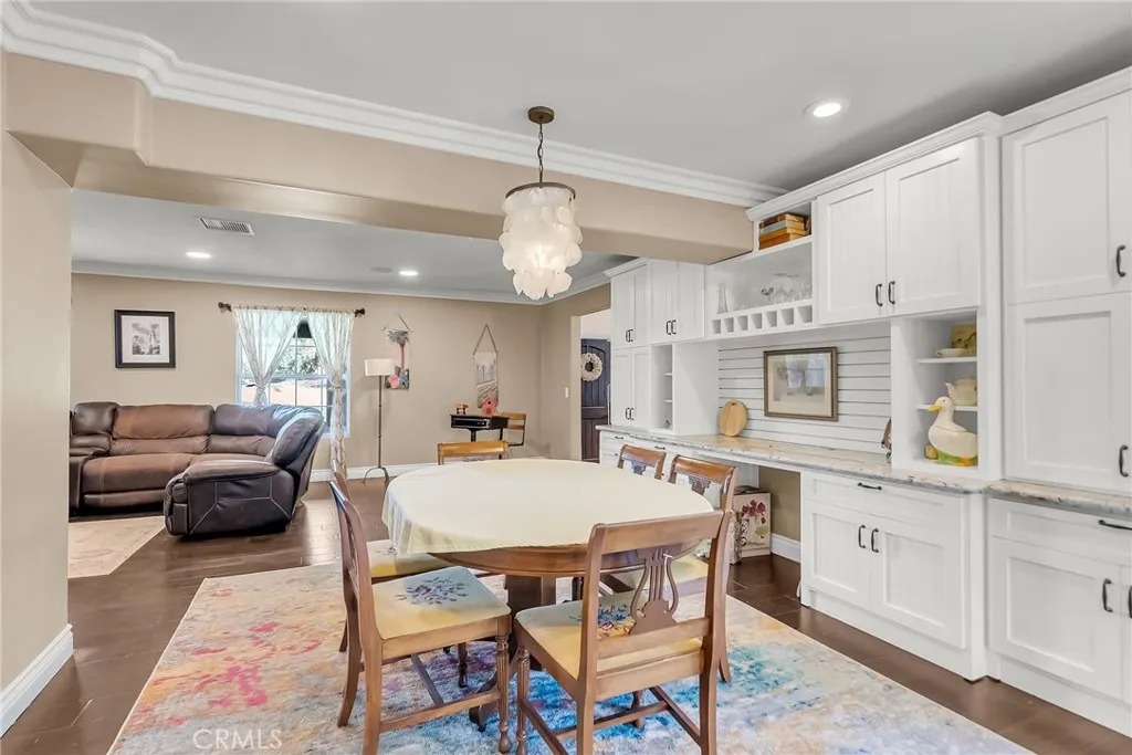 7384 Golden Star Avenue, Riverside, California 92506 home-pic-9