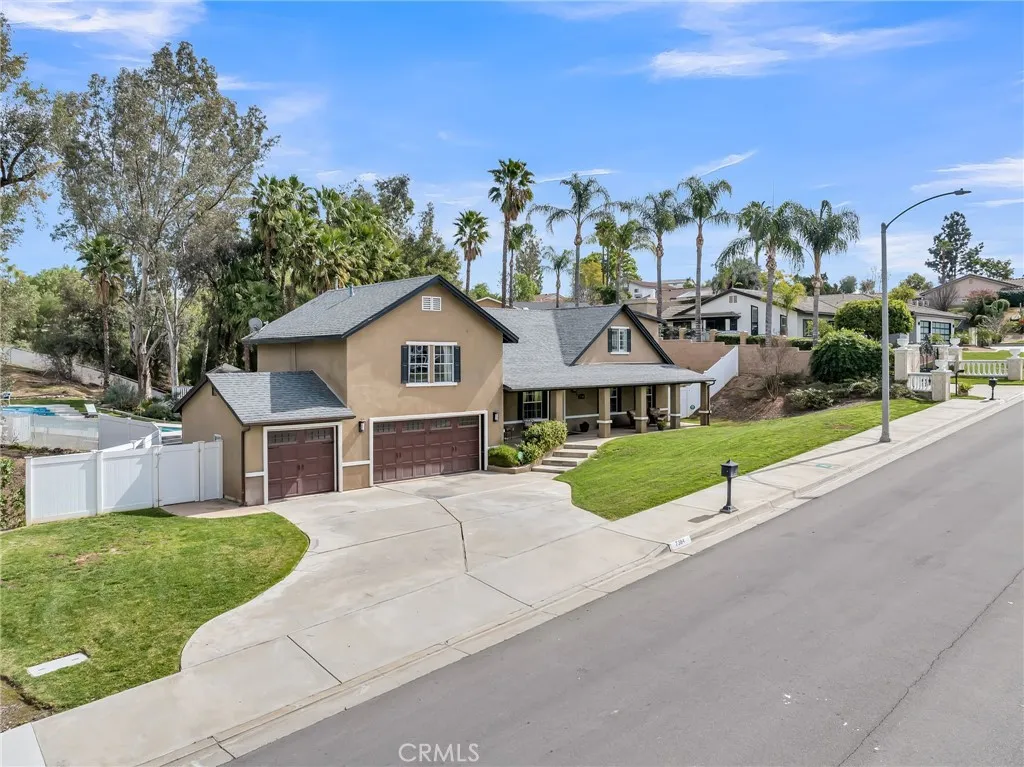 7384 Golden Star Avenue, Riverside, California 92506 home-pic-52
