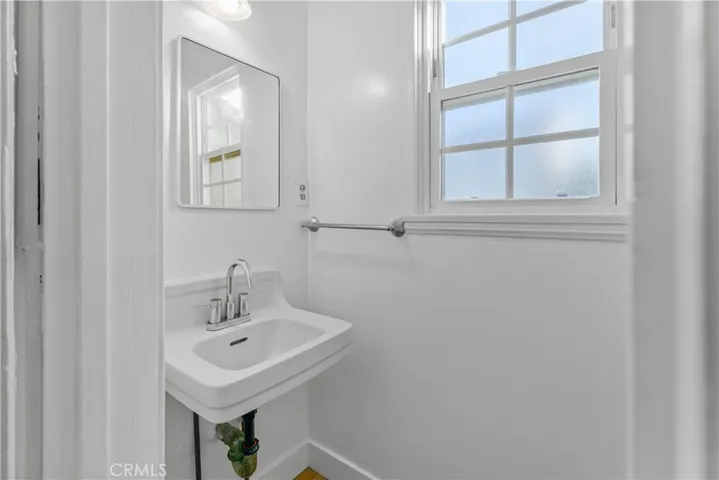 1144 N Evergreen, Burbank, California 91505