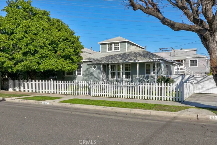 1144 N Evergreen, Burbank, California 91505