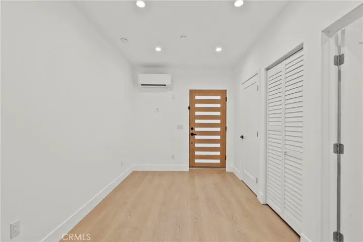 5734 Stansbury Avenue, Van Nuys, California 91401