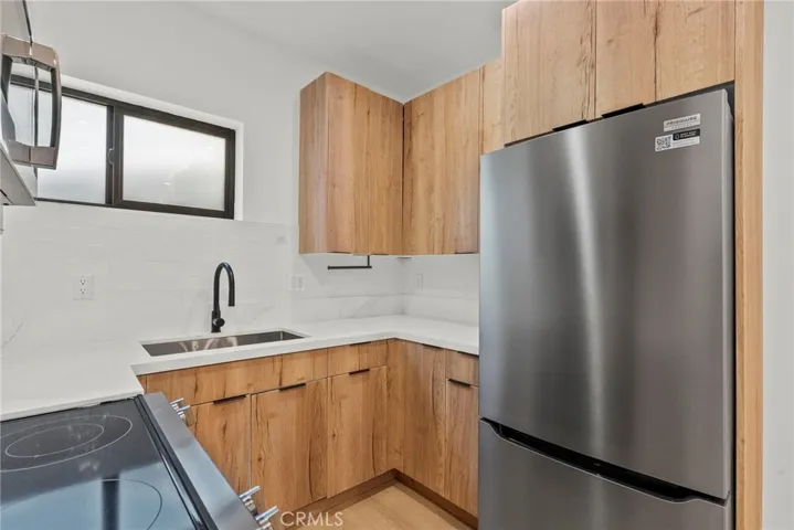 5734 Stansbury Avenue, Van Nuys, California 91401