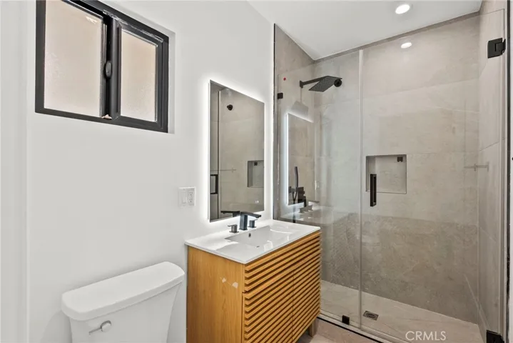 5734 Stansbury Avenue, Van Nuys, California 91401