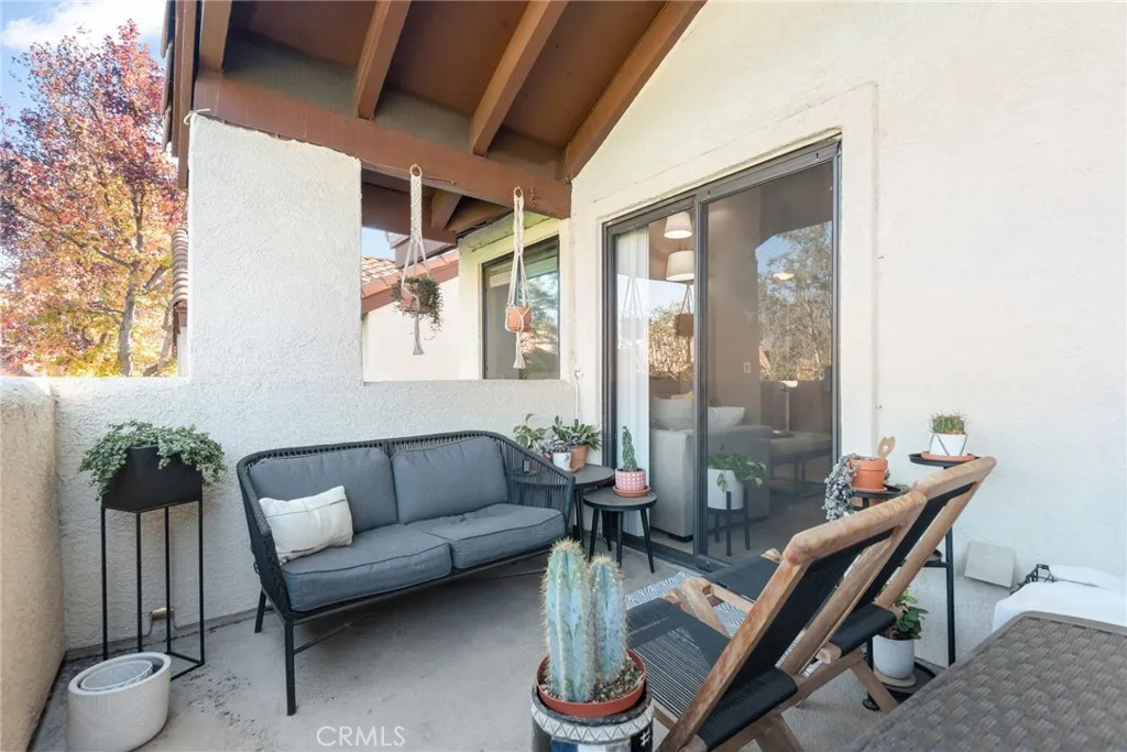 8327 Vineyard Avenue 12, Rancho Cucamonga, California 91730 home-pic-16