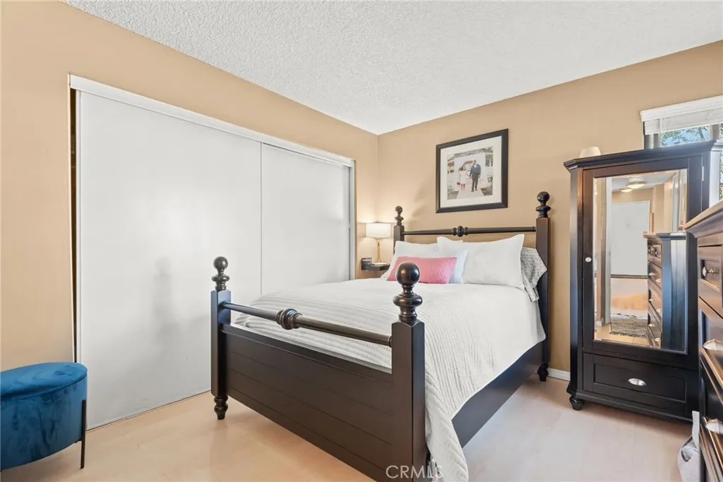 8327 Vineyard Avenue 12, Rancho Cucamonga, California 91730 home-pic-13