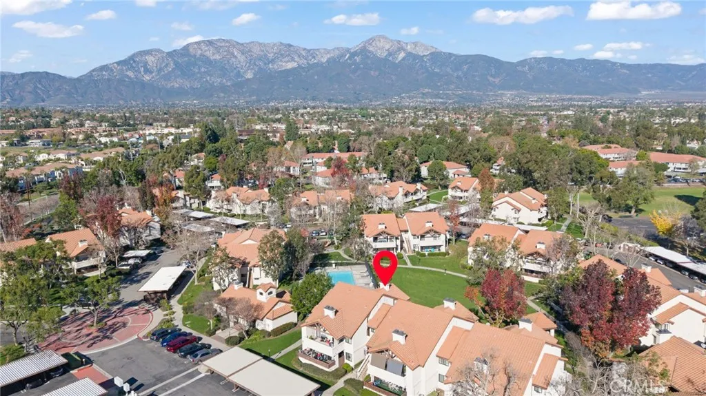 8327 Vineyard Avenue 12, Rancho Cucamonga, California 91730 home-pic-22