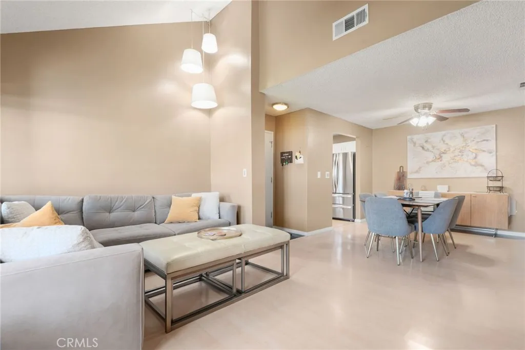 8327 Vineyard Avenue 12, Rancho Cucamonga, California 91730 home-pic-5