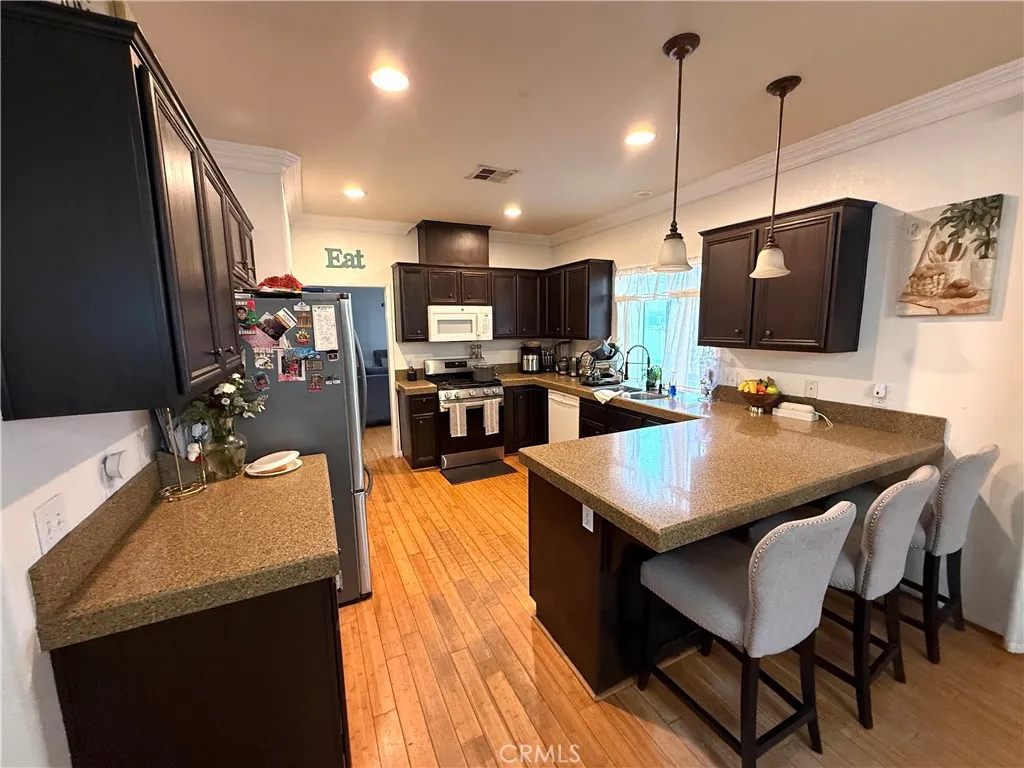 965 Cypress Drive, San Jacinto, California 92583 home-pic-33