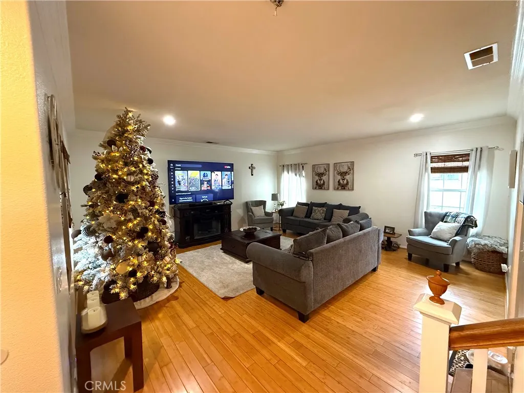 965 Cypress Drive, San Jacinto, California 92583 home-pic-6