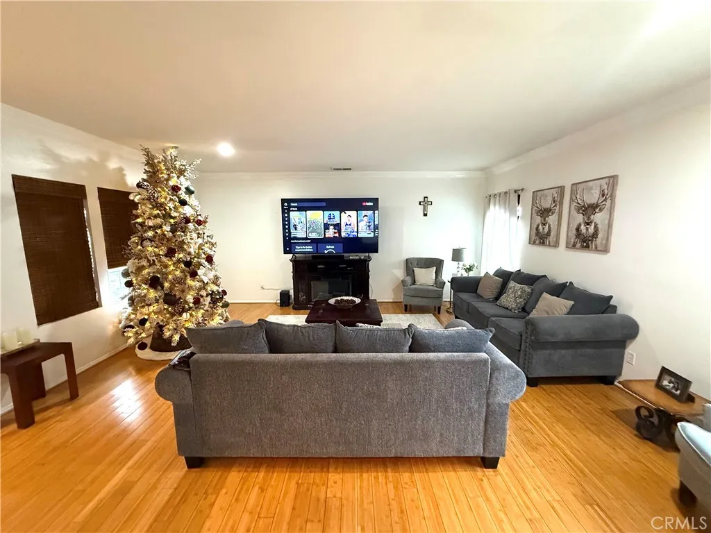 965 Cypress Drive, San Jacinto, California 92583 home-pic-10