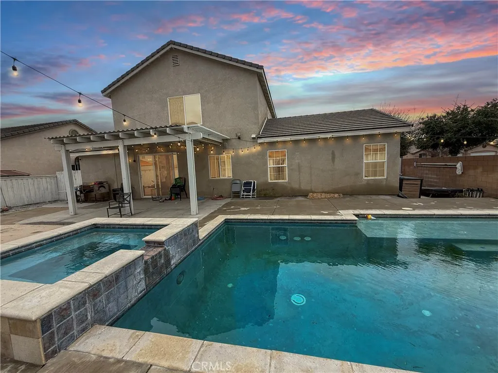 965 Cypress Drive, San Jacinto, California 92583 home-pic-3