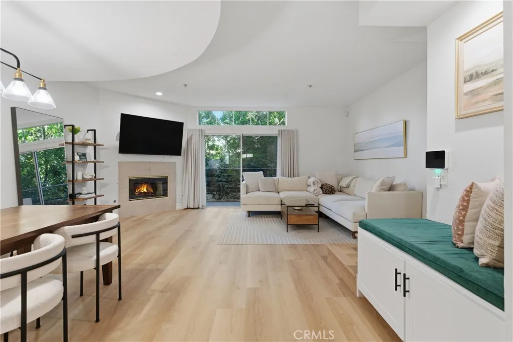 5107 Coldwater Canyon 14, Sherman Oaks, California 91423 home-pic-11