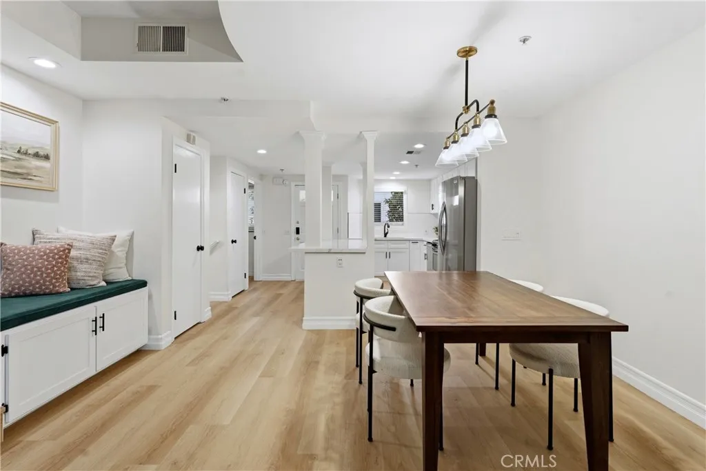 5107 Coldwater Canyon 14, Sherman Oaks, California 91423 home-pic-7