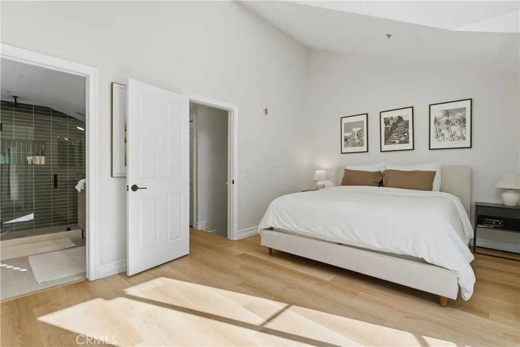 5107 Coldwater Canyon 14, Sherman Oaks, California 91423 home-pic-19