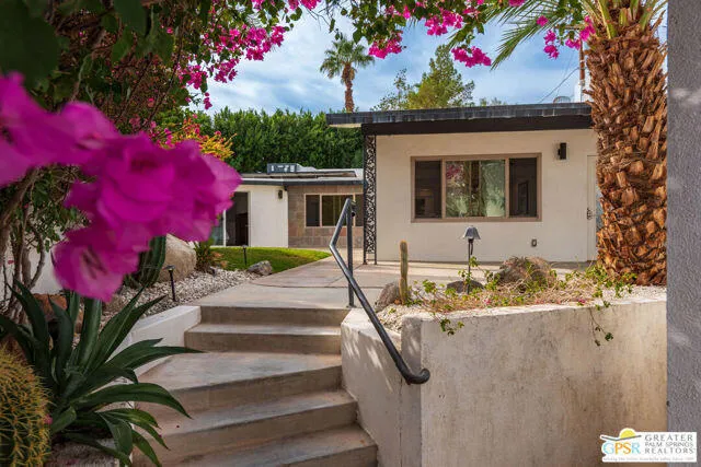 68067 Vista Del Valle Court, Cathedral City, California 92234 home-pic-2