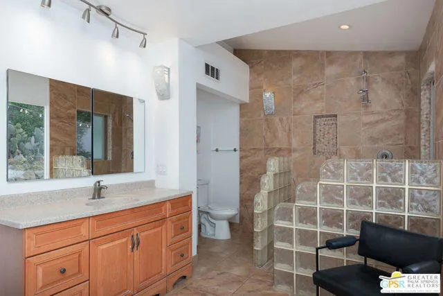 68067 Vista Del Valle Court, Cathedral City, California 92234 home-pic-7